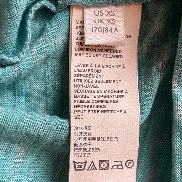 Free People We The Free lagenlook top with cutout back NWT - Picture 2 of 9